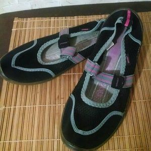 ⭐️Speedo Women's swim shoes